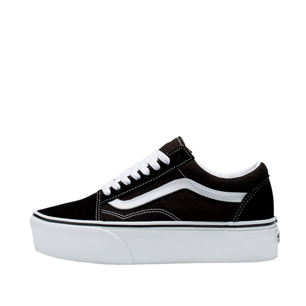 Tennis Old Skool D unisex color negro y blanco