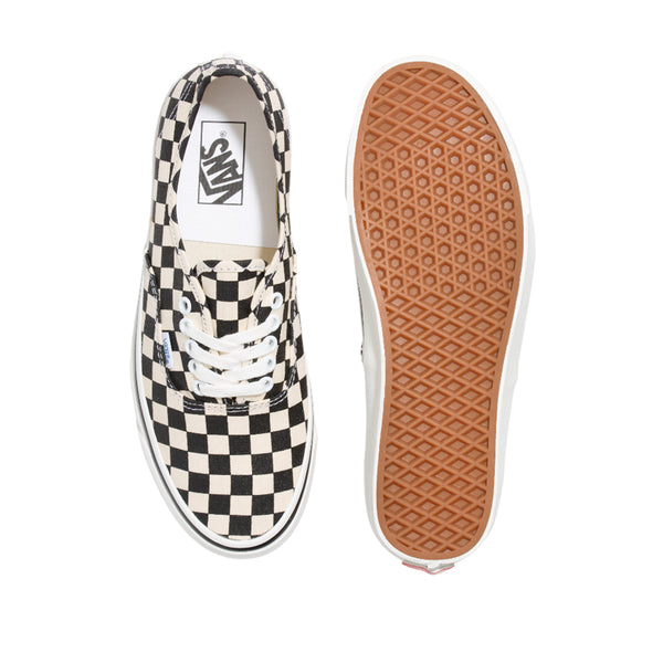 Tennis Auth unisex color blanco y negro