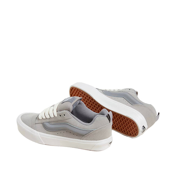 Tennis Knu Skool unisex color gris
